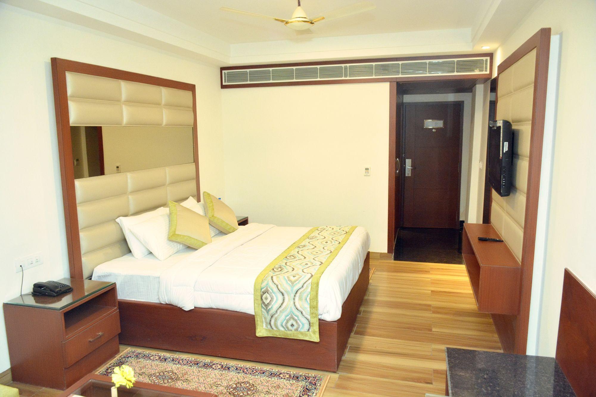 Hotel Ambica Katra 카트라 외부 사진