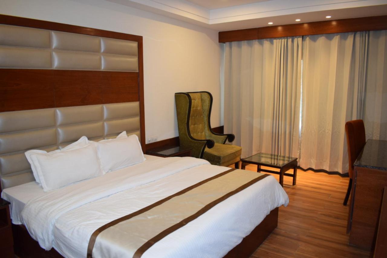 Hotel Ambica Katra 카트라 외부 사진