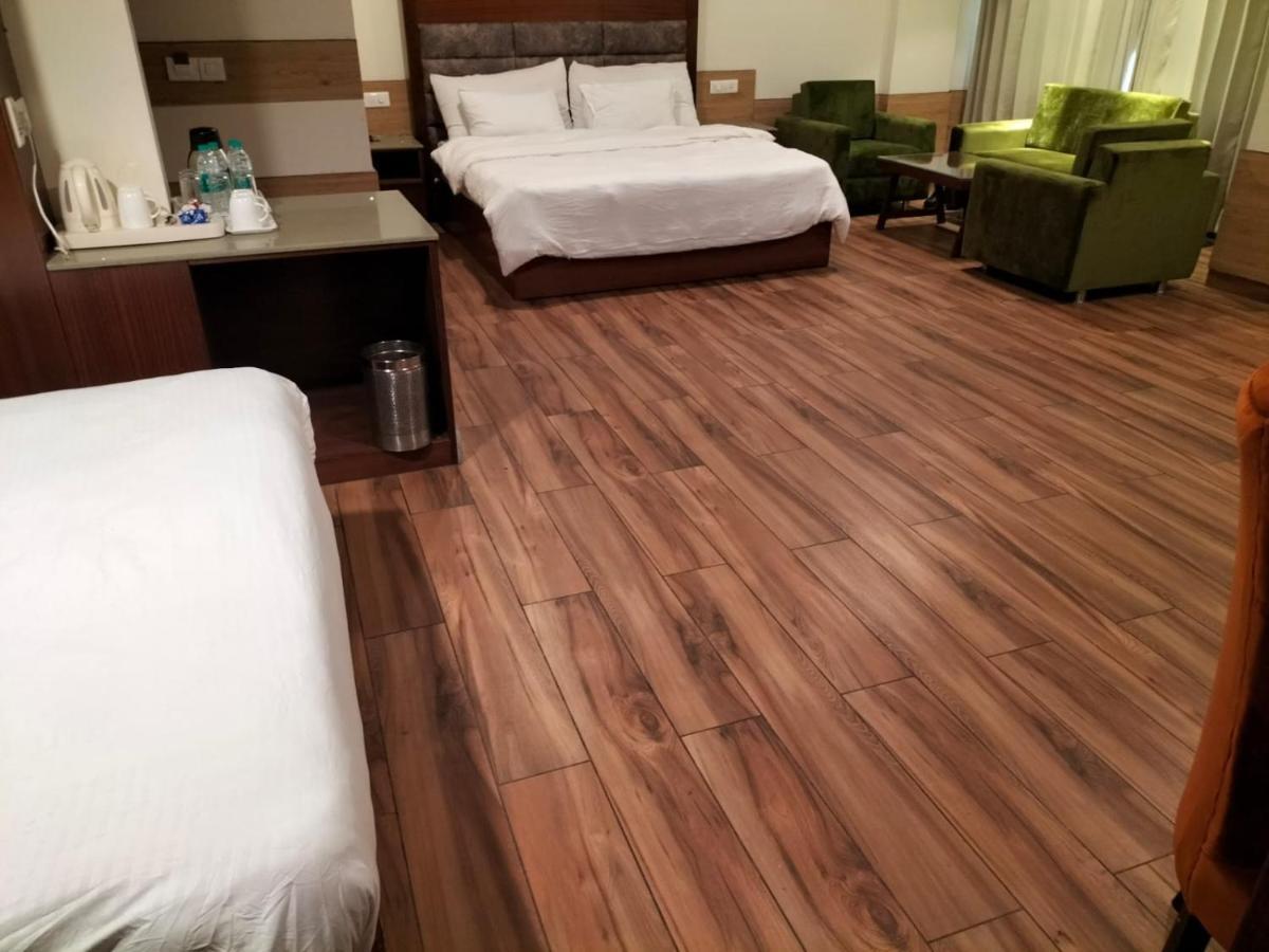 Hotel Ambica Katra 카트라 외부 사진