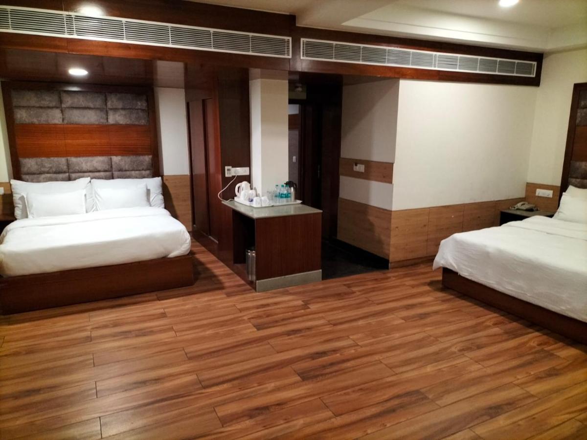 Hotel Ambica Katra 카트라 외부 사진