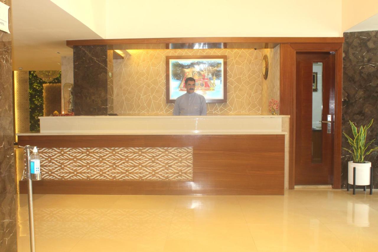 Hotel Ambica Katra 카트라 외부 사진