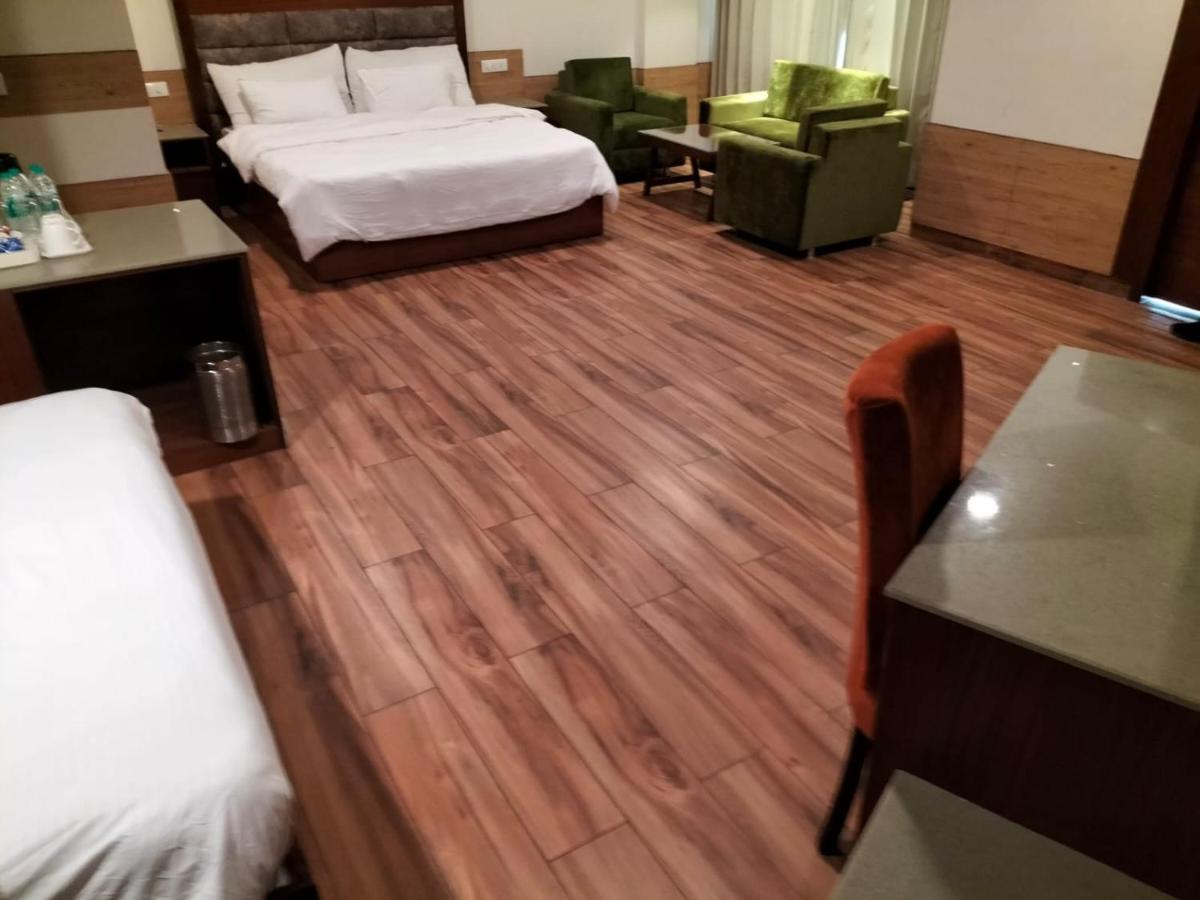 Hotel Ambica Katra 카트라 외부 사진