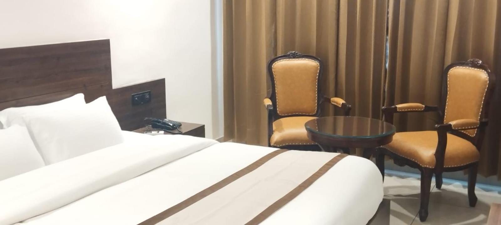 Hotel Ambica Katra 카트라 외부 사진