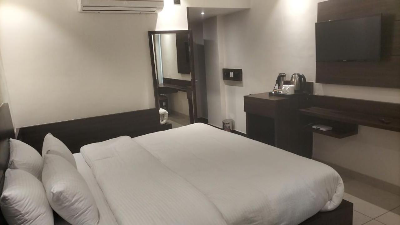 Hotel Ambica Katra 카트라 외부 사진